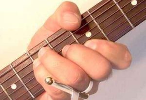 4949Learn how to play guitar online